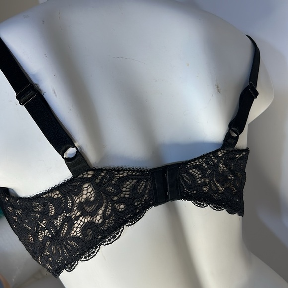 WACOAL All Dressed Up Black W/ Lace Inserts T-Shirt Bra STYLE 853166 Sz 38D - Picture 11 of 17